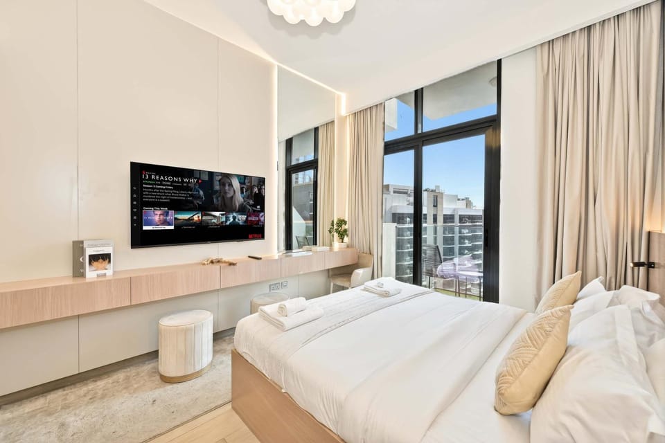 Luxury Studio near Burj Khalifa and Dubai Mall Apartment in Dubai