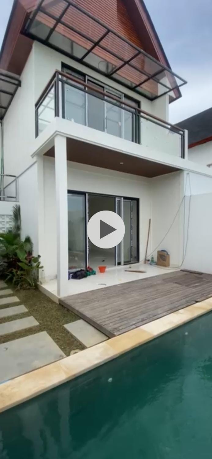 White Kairav Villa Villa in North Kuta