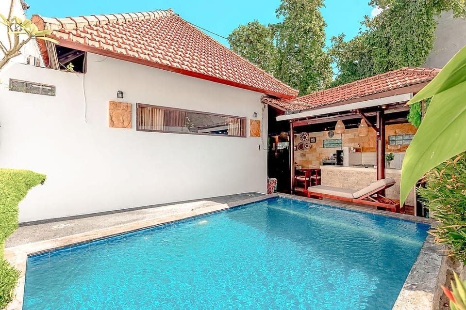 Pool view, Swimming pool, Swimming pool