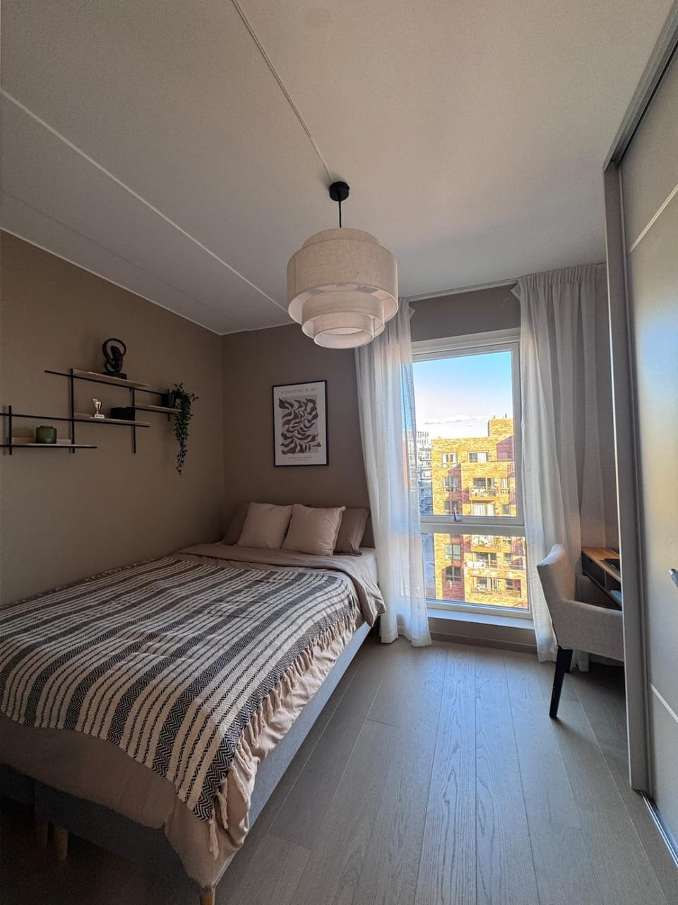 Exclusive apartment with private 82 sqm roof terrace and parking space Apartment in Oslo