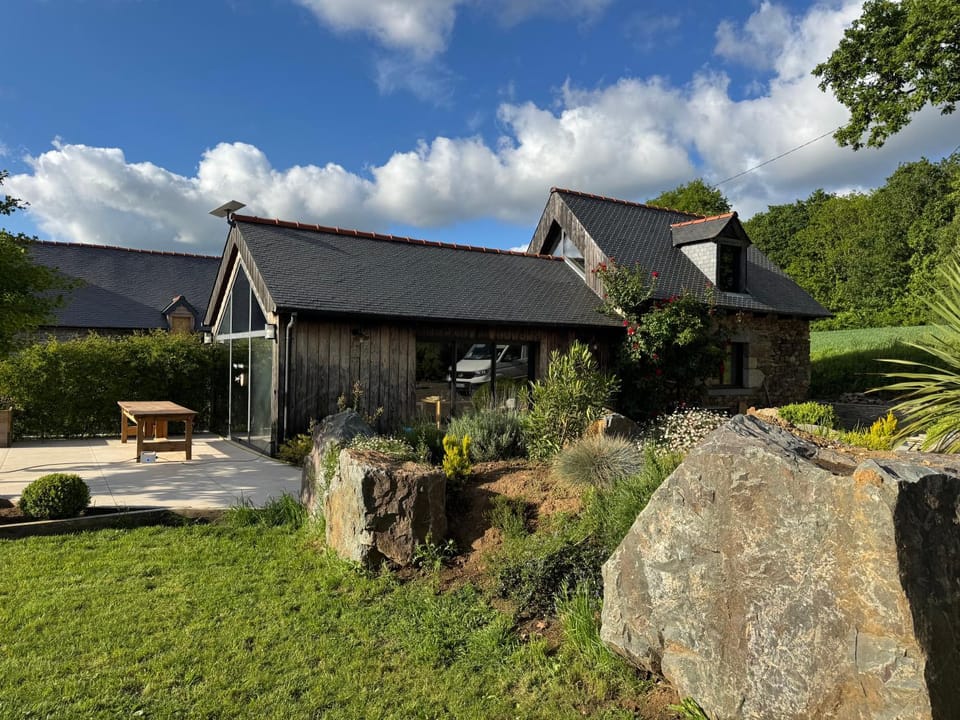 Gîte 2 chambre en pleine nature avec piscine privé House in Brittany