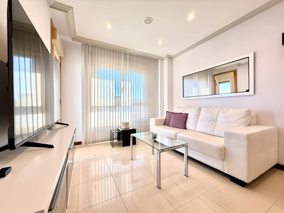 TV and multimedia, Living room, air conditioner