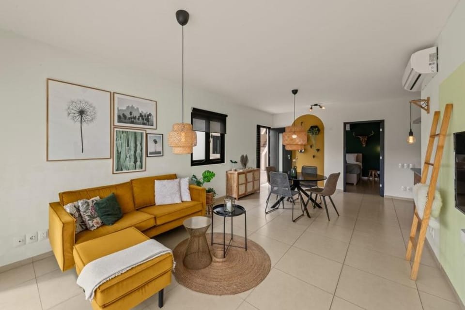 Luxury Apartment at Blue Bay Green View Apartment in Sint Michiel