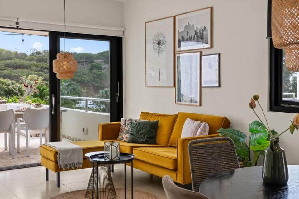 Luxury Apartment at Blue Bay Green View Apartment in Sint Michiel