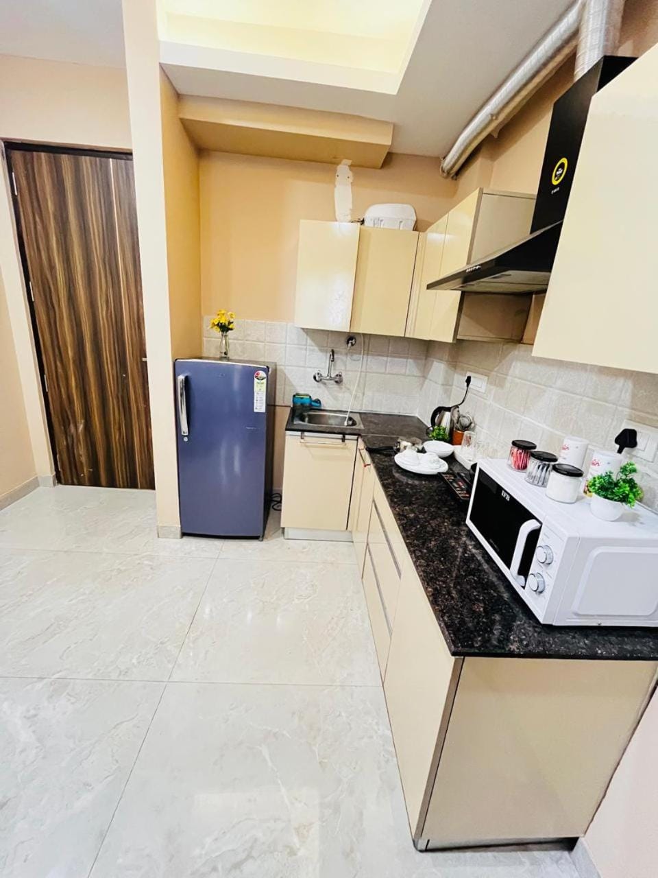 HomeScape Retreat Near Metro Sector 43 Gurgaon Apartment in Gurugram