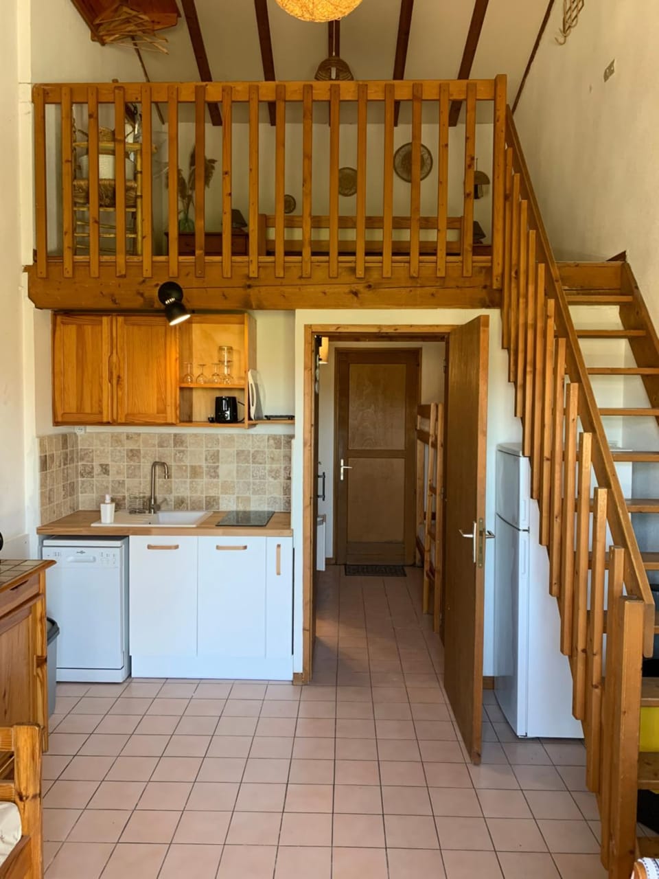 Les Vans House in Vallon-Pont-d'Arc