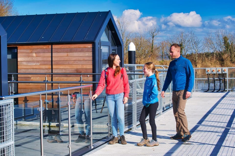 Driftwood Lodges - On Water Glamping - Bann Lodge Nature lodge in Northern Ireland