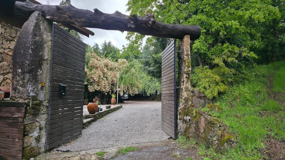 Moose House EV Charging Pool Gated Community Chalet in Vila Real District