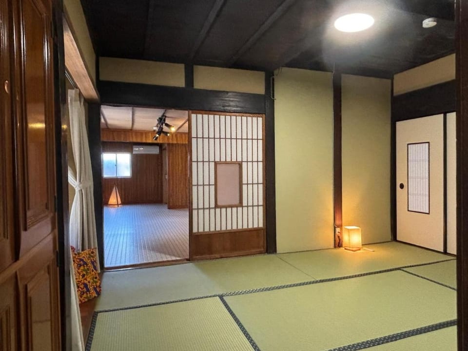 ペットと泊まれる古民家宿 風音 Private rental house Kazaoto House in Japan