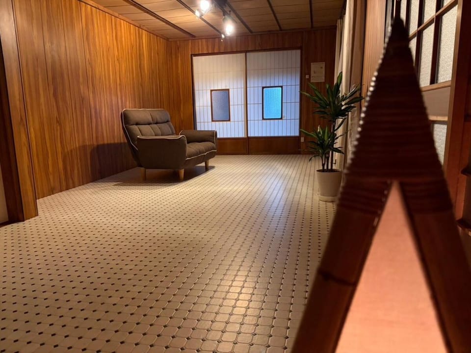 ペットと泊まれる古民家宿 風音 Private rental house Kazaoto House in Japan