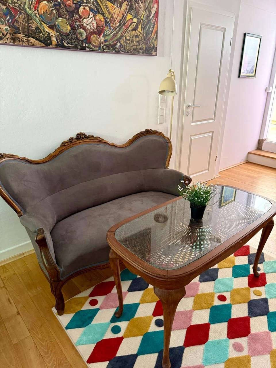 Living room, Seating area