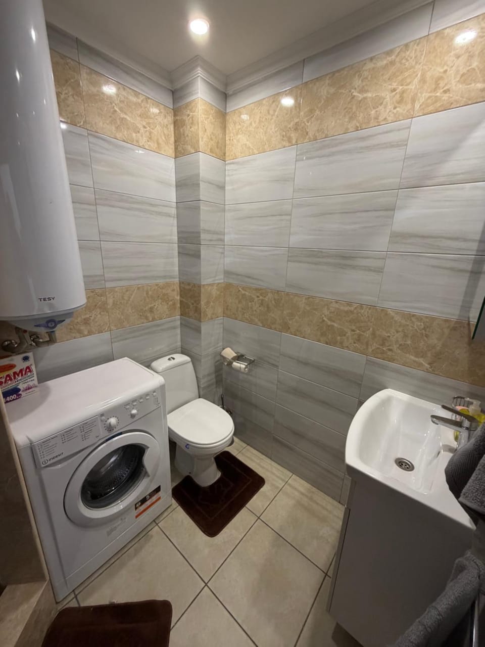 Bathroom, Bath