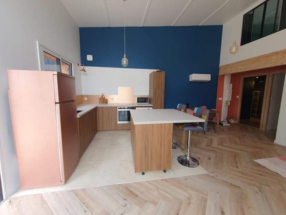 Surf & Sauna Bud House Villa in Pays de la Loire