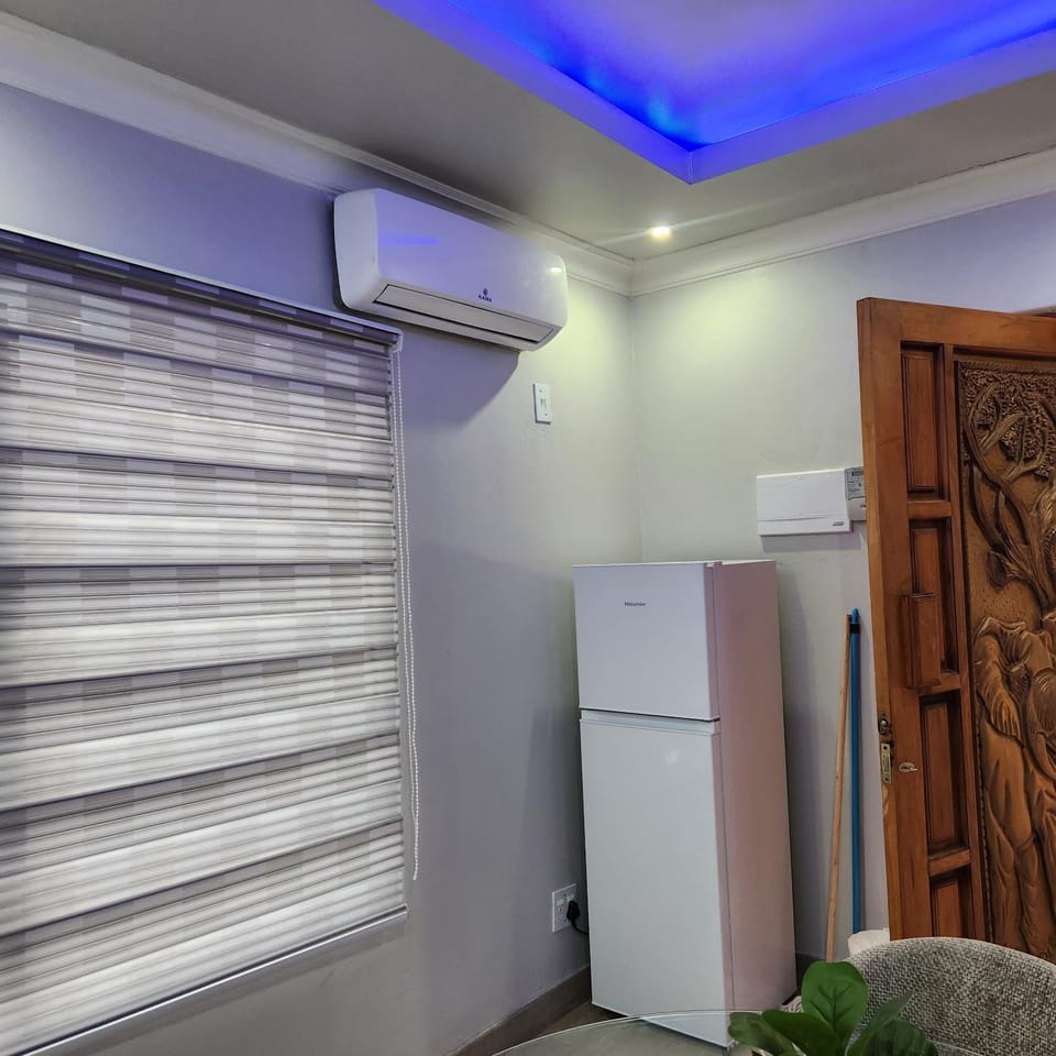 Cozy & Modern Apartment -Self Catering Bed and Breakfast in Pretoria
