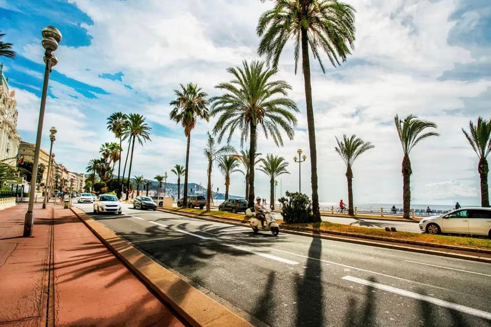 Apt 4 guests Promenade des Anglais Apartment in Nice