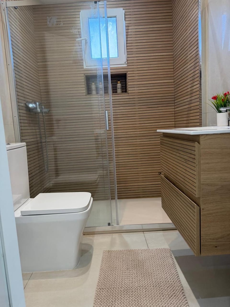 Shower, Toilet, Bathroom