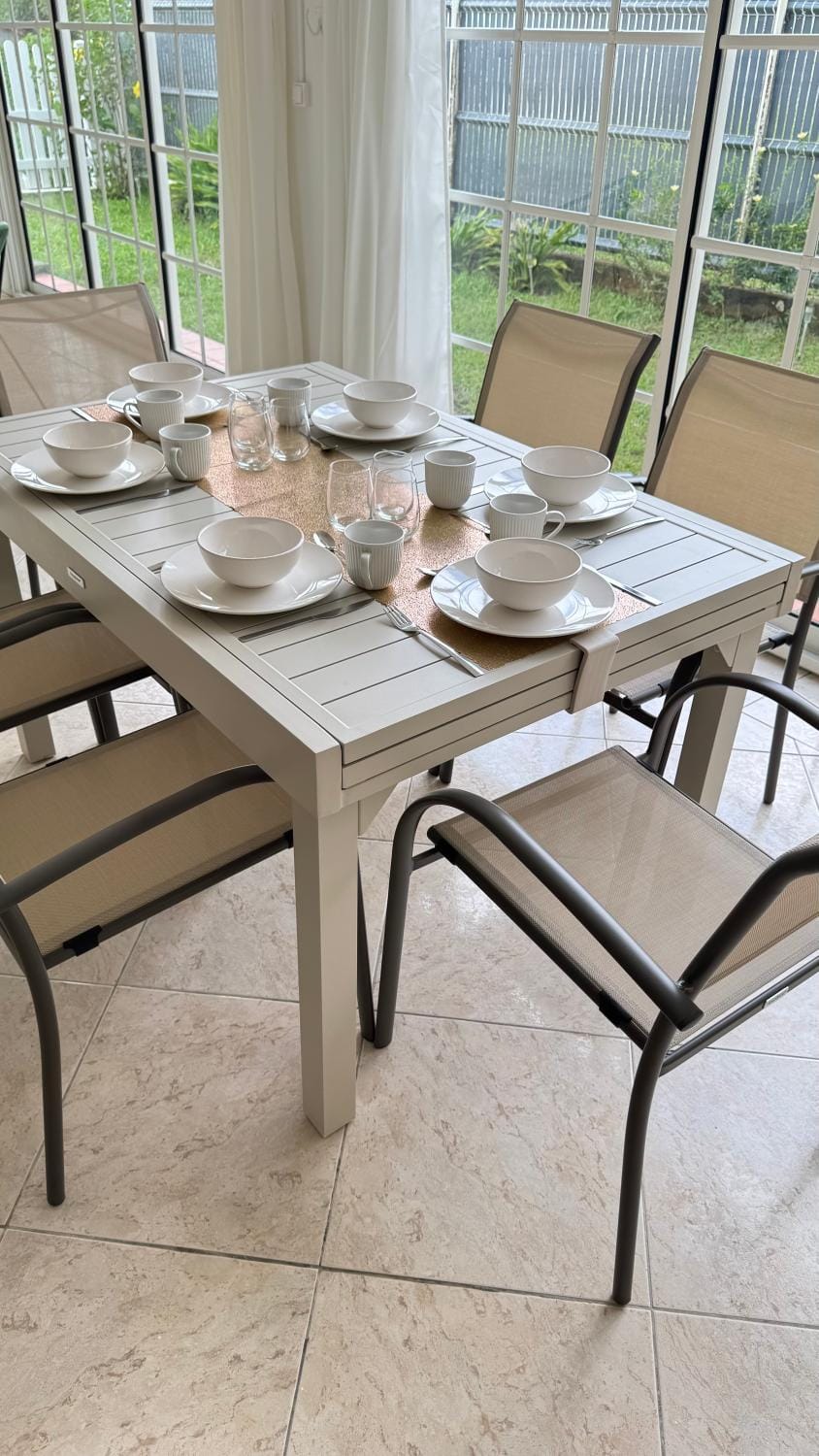 Patio, Living room, Dining area