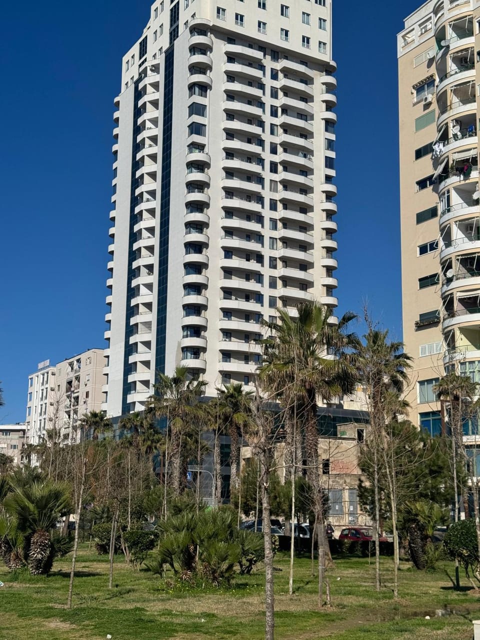 Full Seaview 21st Floor Luxury Duplex in Vollga Promenade by Selectstay Apartment in Tirana County, Albania