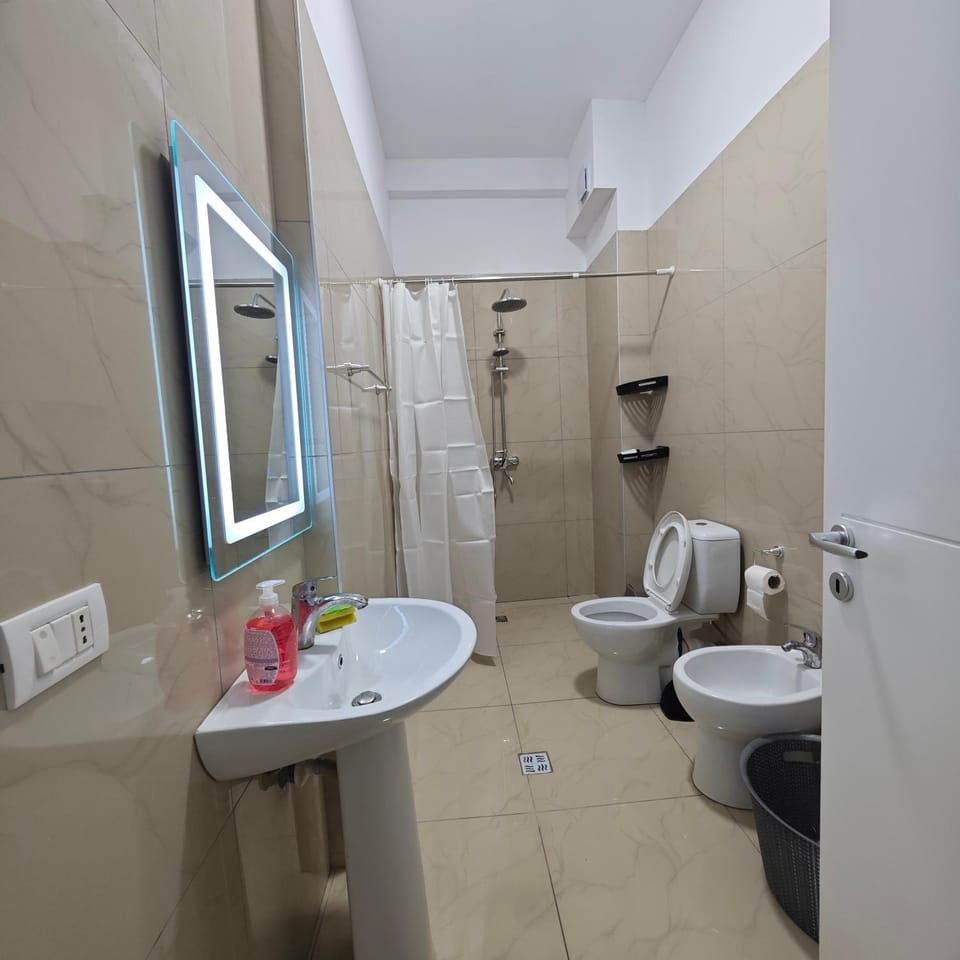 Shower, Toilet, Bathroom, bidet