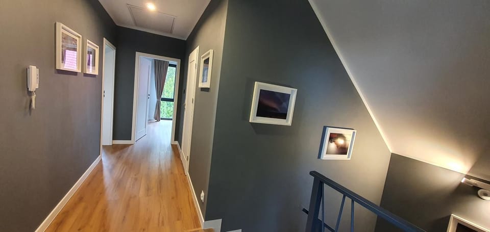 Property building, Natural landscape, Activities, Ski School, Skiing, Cycling, Family, Family