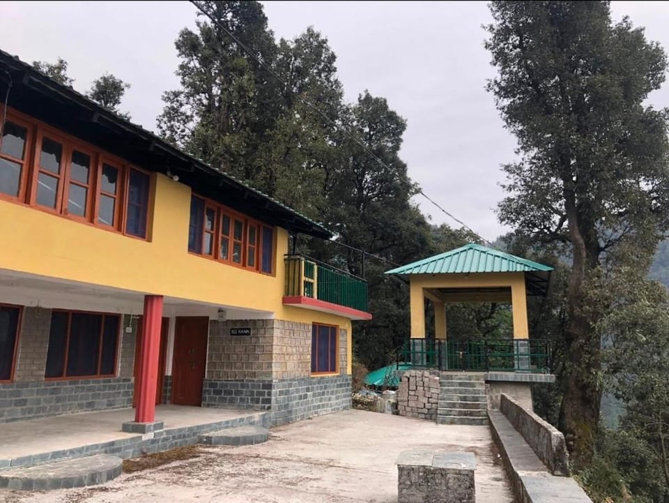 Himalayan Camping Site & Café Luxury tent in Himachal Pradesh