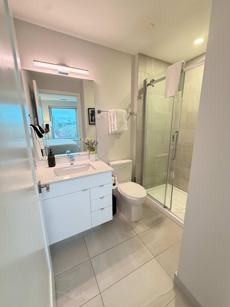 Downtown Waterview 2 BR and 2 Bath with 6 appliances Apartment in Dartmouth