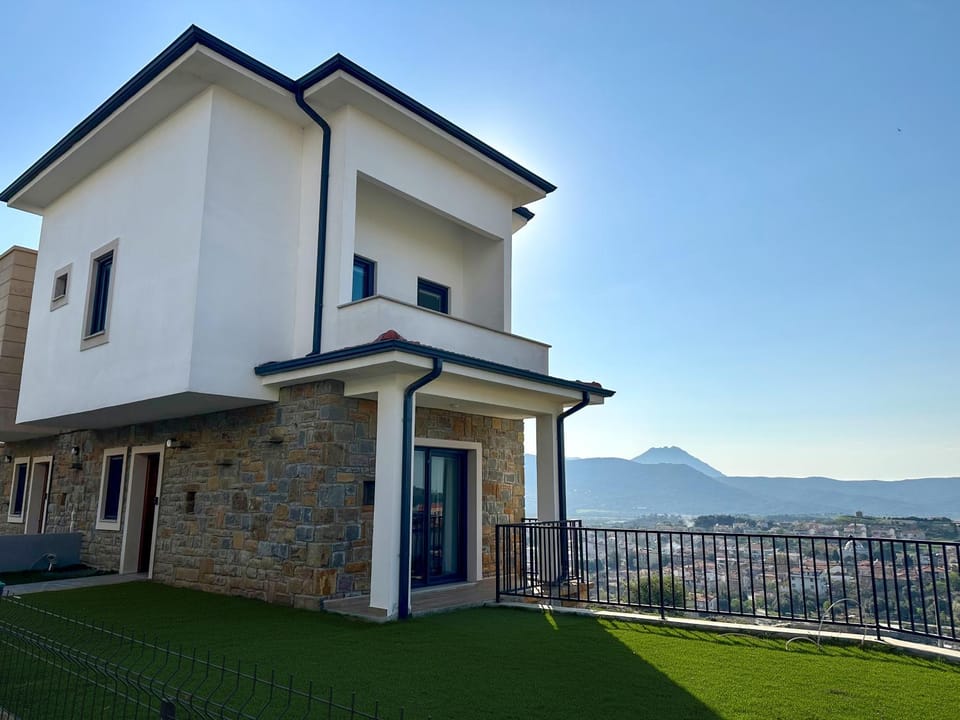Natural landscape, Garden, View (from property/room), Balcony/Terrace, Mountain view
