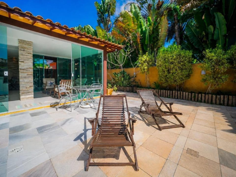 BZ23 House with 5 suites, 600 meters from Rua das Pedras House in Armacao dos Buzios