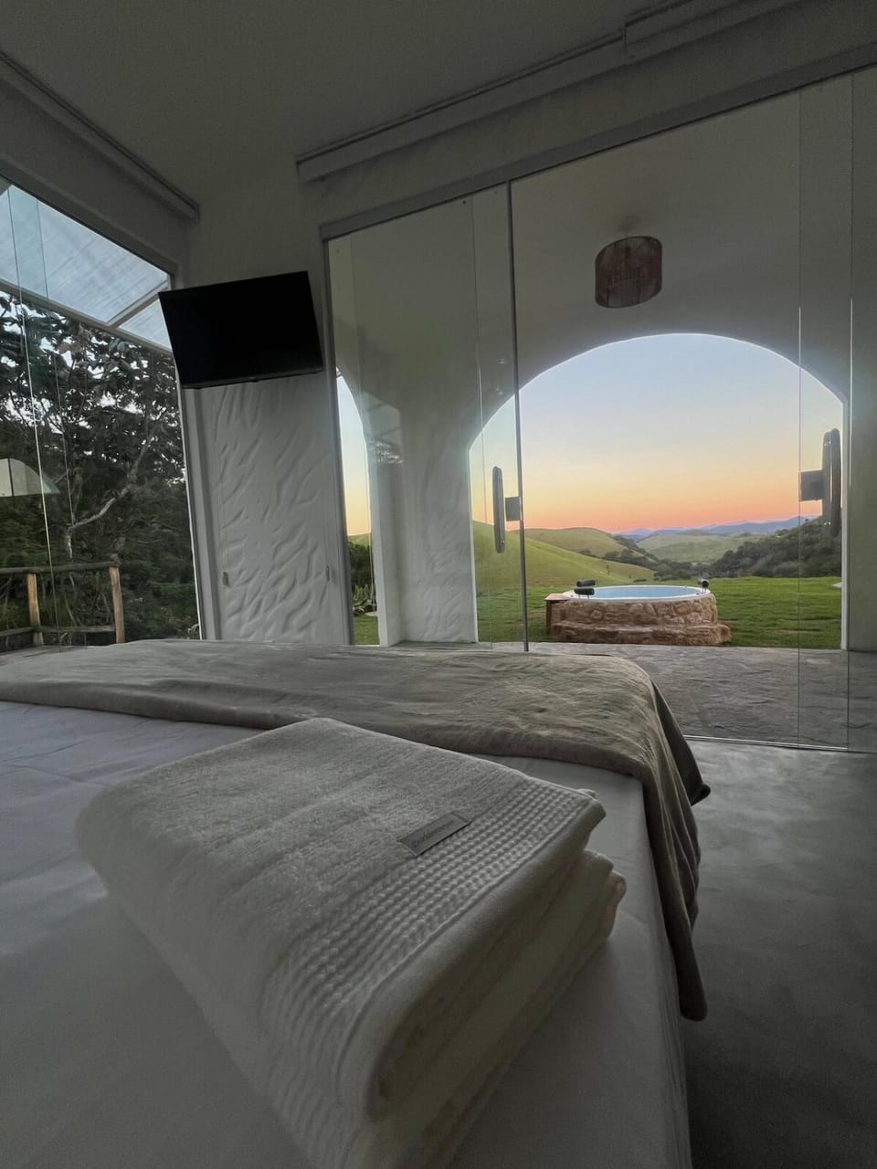Casa Mykonos, um Refúgio exclusivo com cachoeira privativa Chalet in State of Rio de Janeiro
