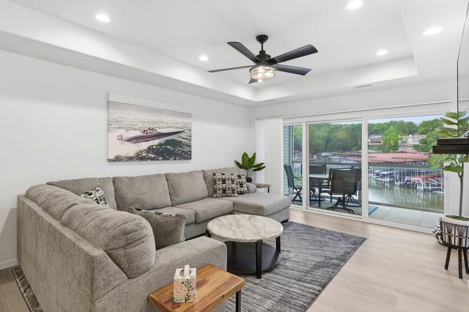 Emerald Bay Unit 1D House in Lake of the Ozarks