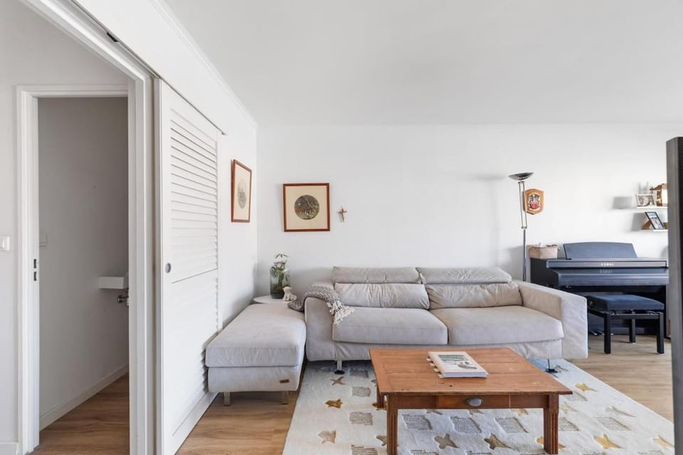 Communal lounge/ TV room, Living room