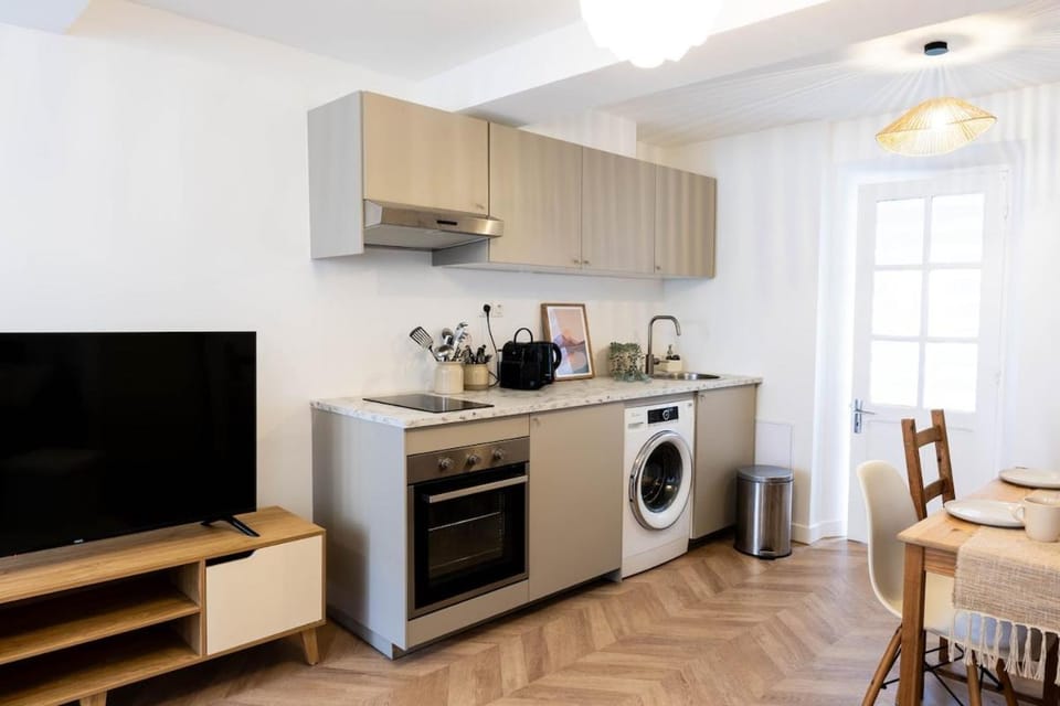 T2 au cœur de Toulon 4 Pers L'escaleToulonnaise Apartment in Toulon
