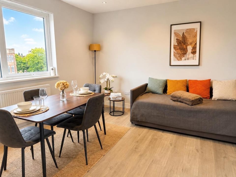Living room, Dinner