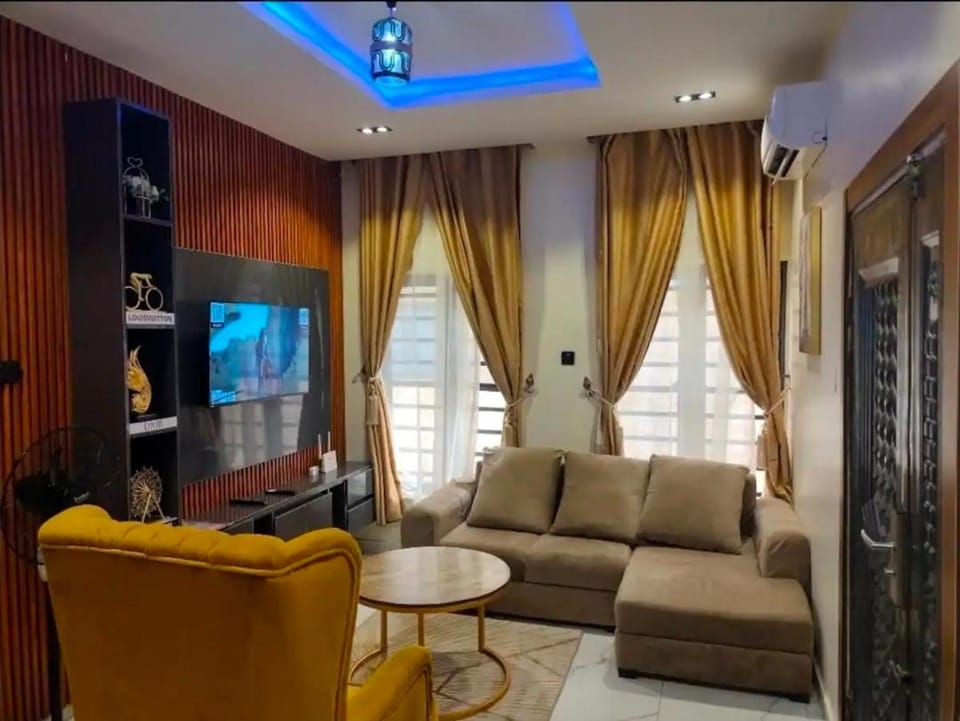 OYO Serviced Apartment Apartment in Lagos
