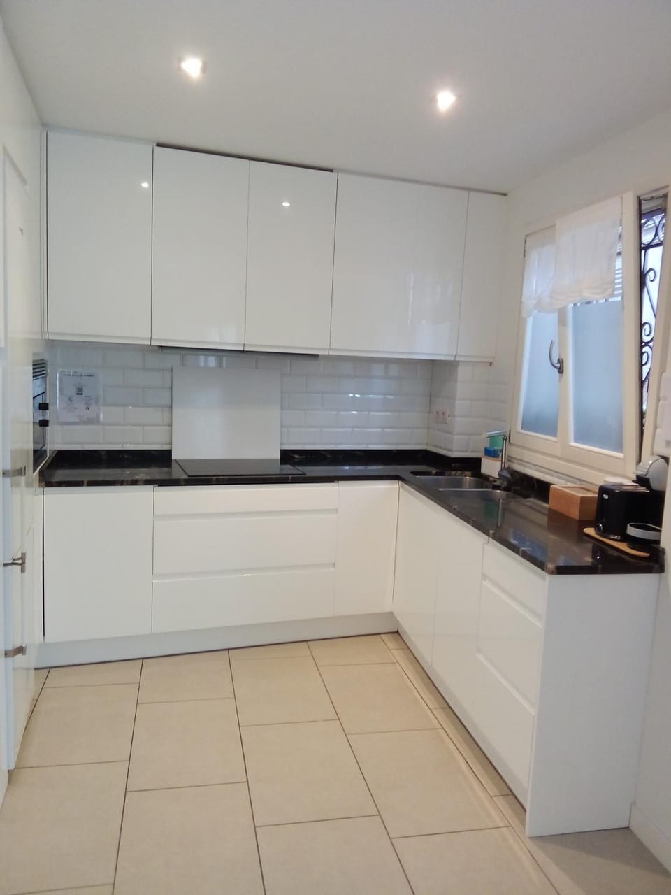 Shower, Toilet, Bathroom, towels, washing machine, dryer