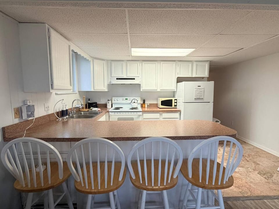 Quiet Ocean City Condo Near Fenwick Island House in Ocean City