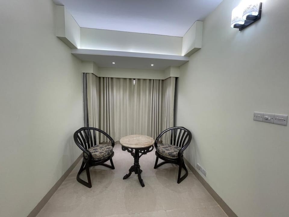 Elegant 3AC Bedroom Flat in Baridhara J Block Apartment in Dhaka