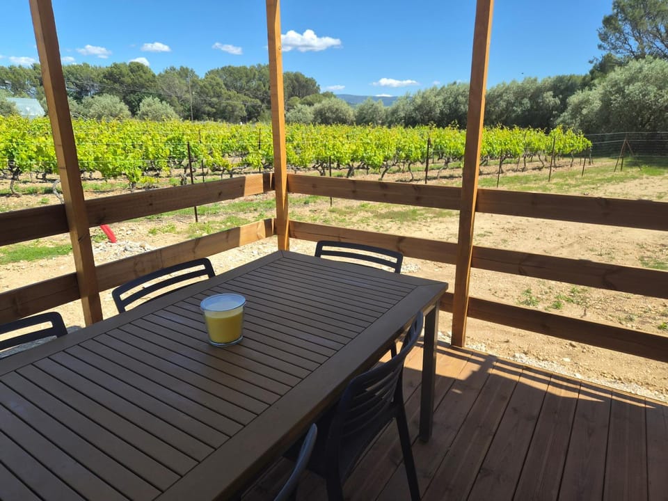le chalet vigneron Campground/ 
RV Resort in Mazan
