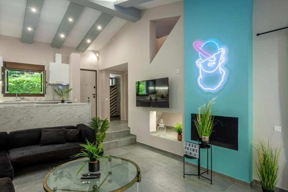 TV and multimedia, Living room, Seating area