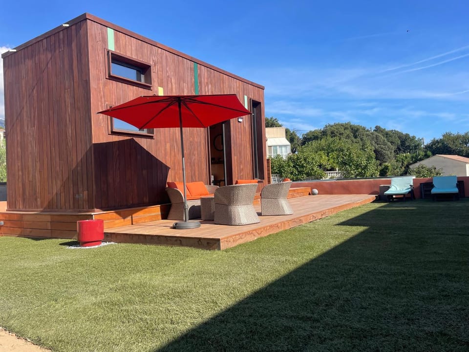 Maison love avec jacuzzi House in Corsica