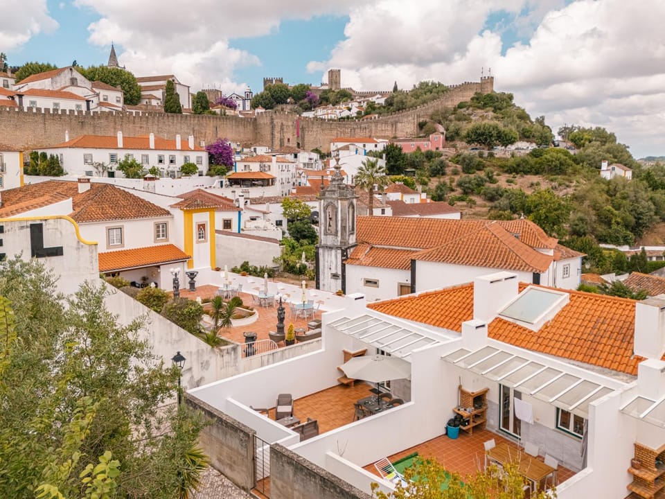 Retiro do Livro House in Óbidos