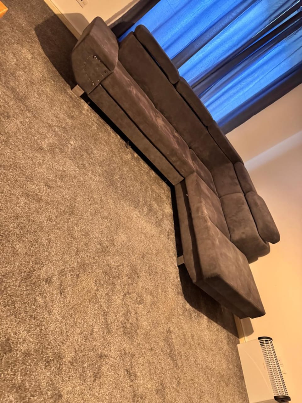 Dennis Flats Lochend Apartment in Edinburgh