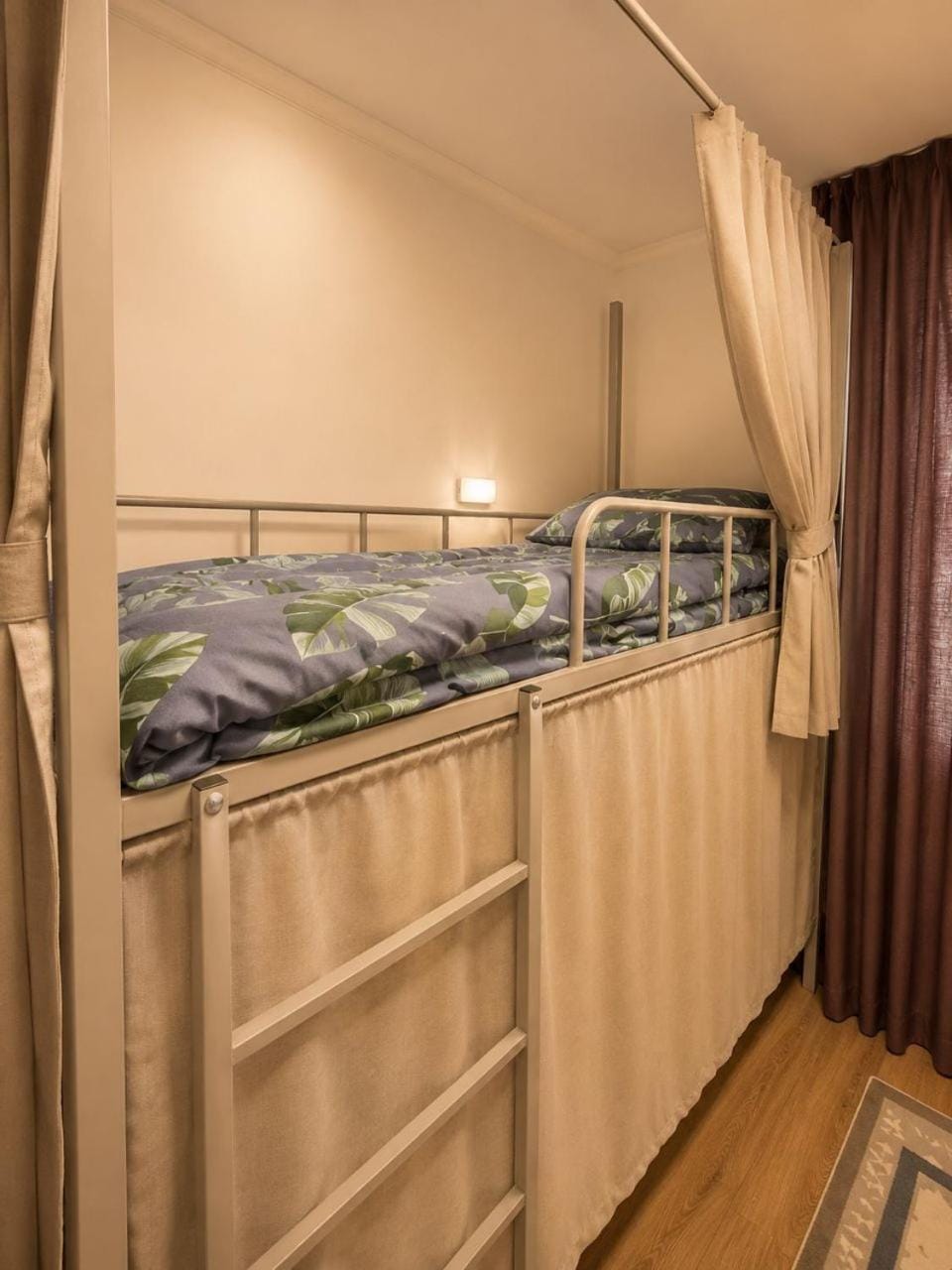 bunk bed