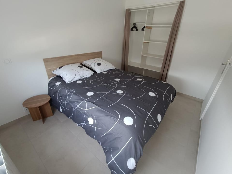 Maison tout conforme avec jardin et parking House in Brittany