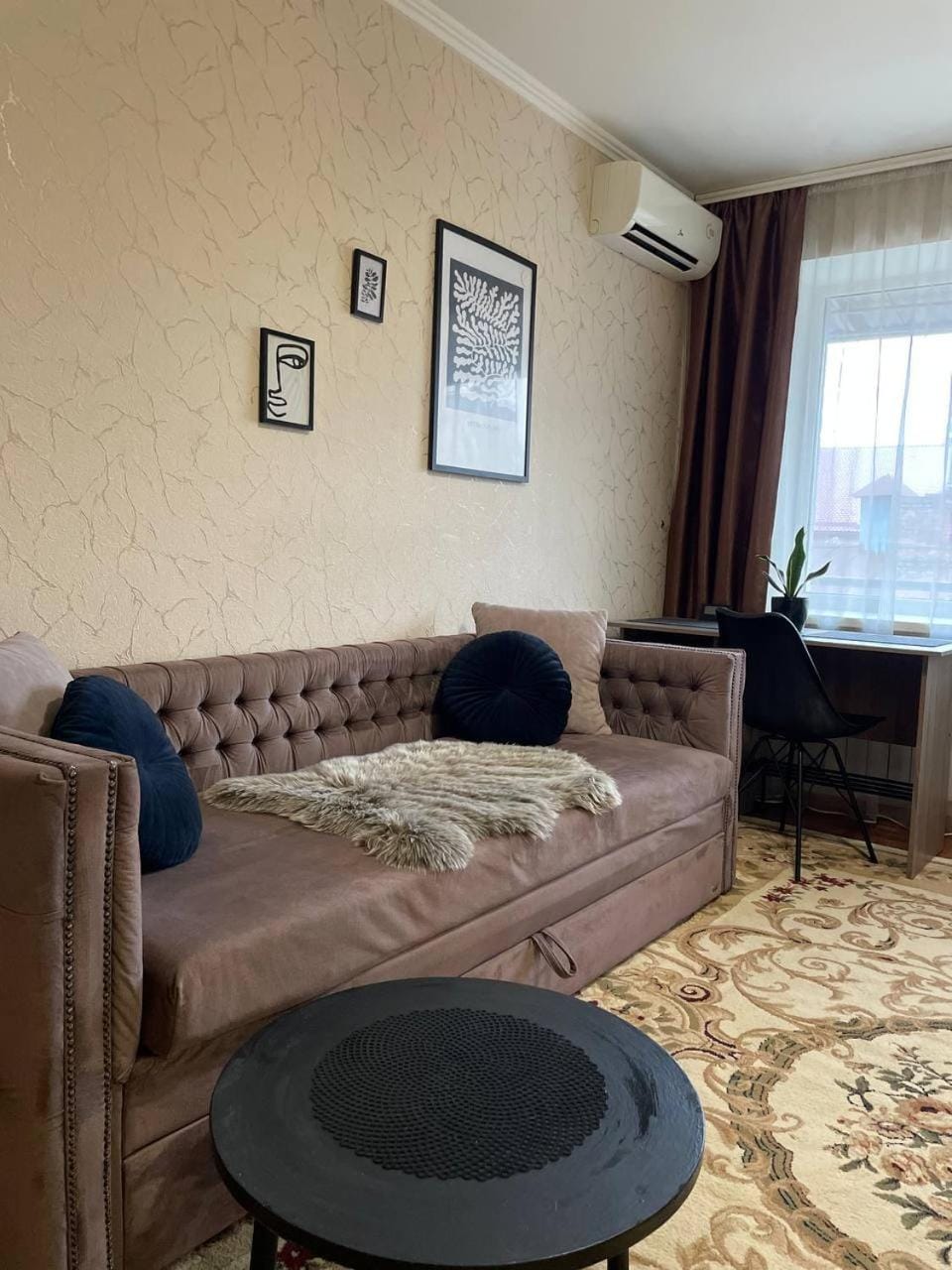 Мечникова больница 2 кв Apartment in Dnipro