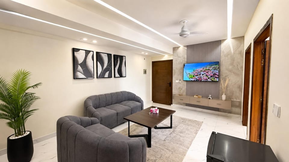 Communal lounge/ TV room, TV and multimedia