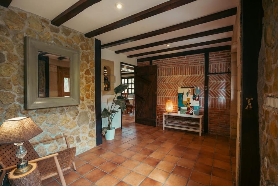Casa Val de Vida - Guesthouse with big garden House in Cantabria
