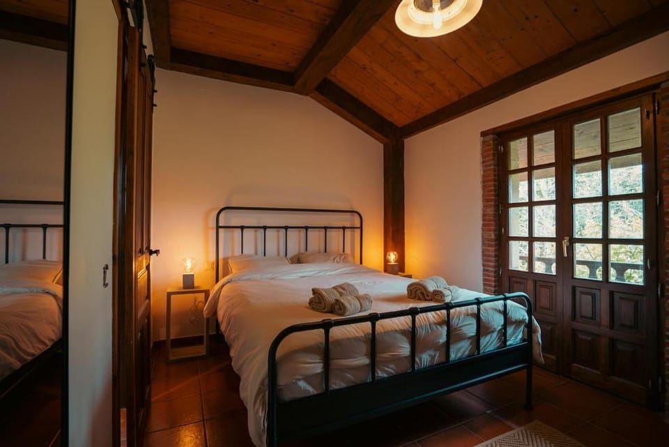 Casa Val de Vida - Guesthouse with big garden House in Cantabria