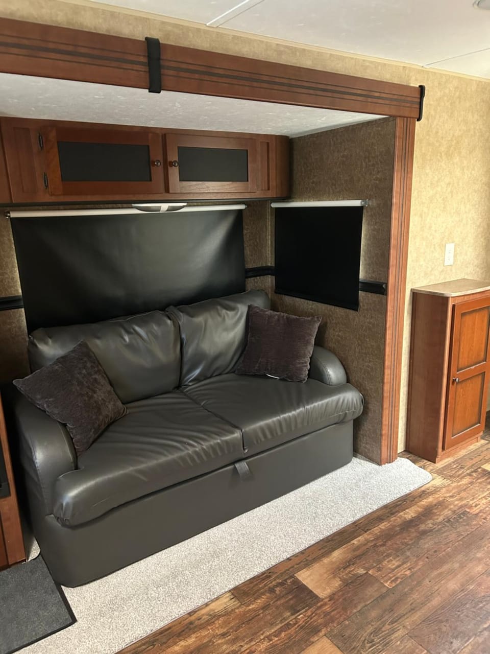 San Jose-Milpitas Modern Travel Trailer Apartment in Milpitas