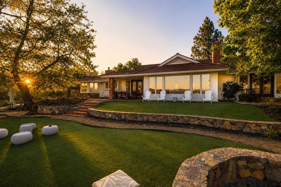 Spacious Villa Private Gameroom House in Fallbrook